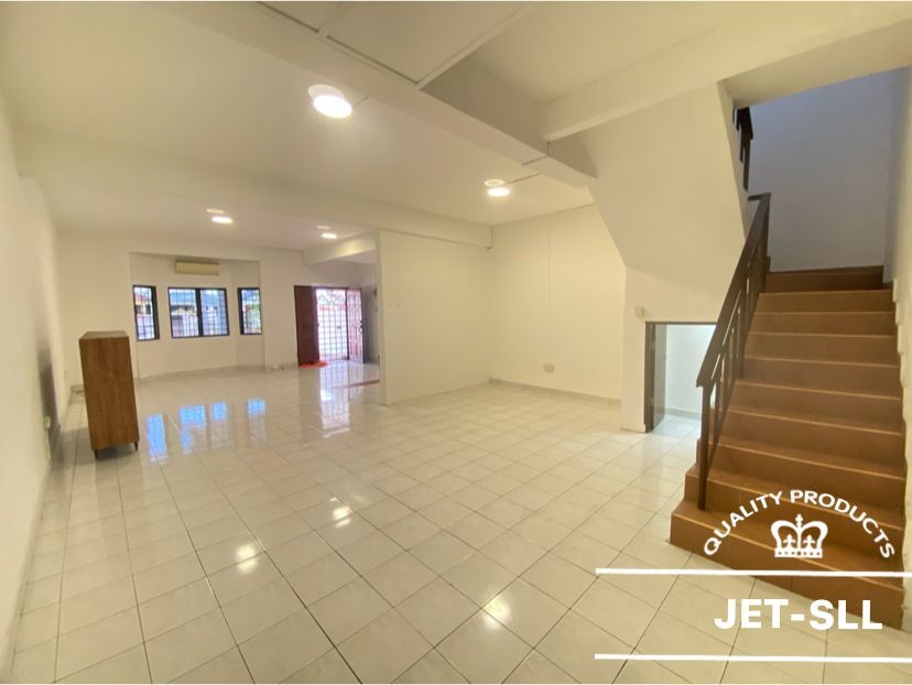 2 storey Taman Bayu Perdana Klang For Sales , Renovated Extended 100% Full Loan - Image 1