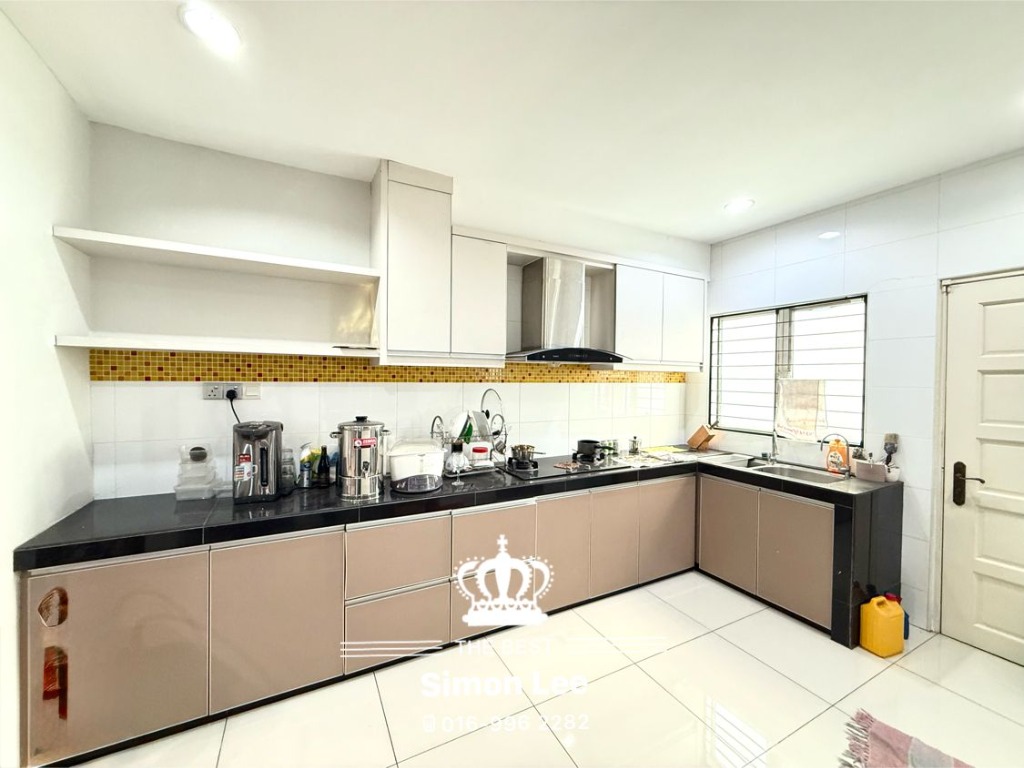 Rumah Teres 2 Tingkat Jalan Meru Klang - Image 2
