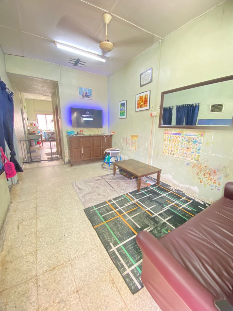 Taman Emas Klang Indah Kampung Jawa Rumah 1 tingkat Full Loan - Image 1